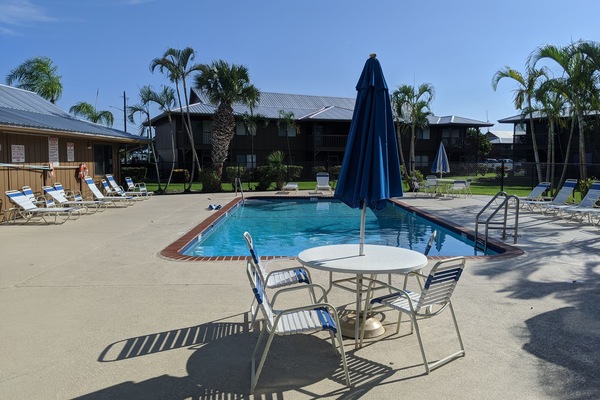 Piscina all'aperto, una piscina riscaldata