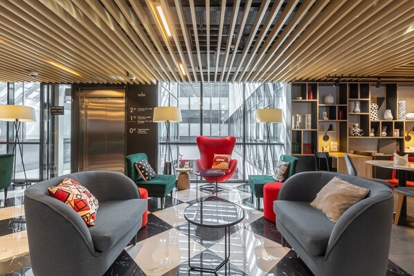 Interior entrance - Maxima Domodedovo Hotel (Domodedovo)