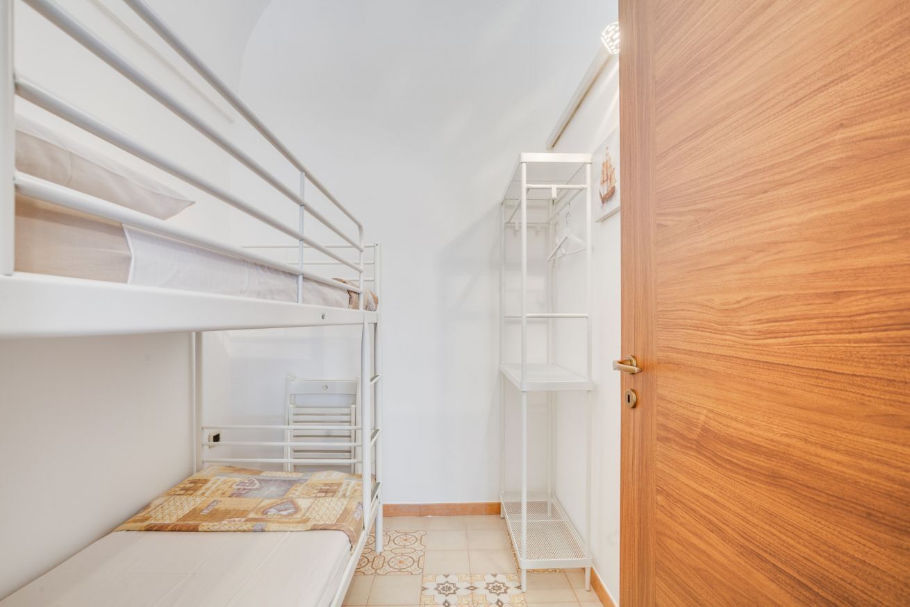 2 Schlafzimmer, Bügeleisen/Bügelbrett, Bettwäsche