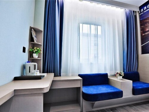 Speed 8 Selected Hotel
