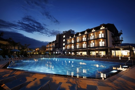 Front of property - evening/night