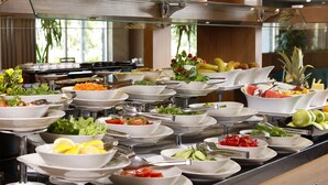 A buffet with various food items and utensils. - Allia Thermal Health & Spa Kazdagları (Edremit)