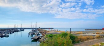 T3 in Sète with sea view, WIFI, private parking