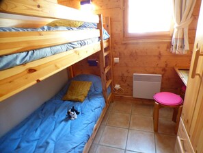 4 bedrooms