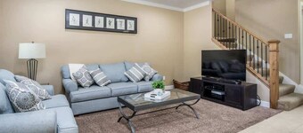 A La Mode Stunning 4 bedroom Orem Home