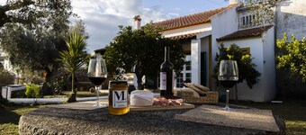 A Casa da Ti Vina - Casa Típica Alentejana