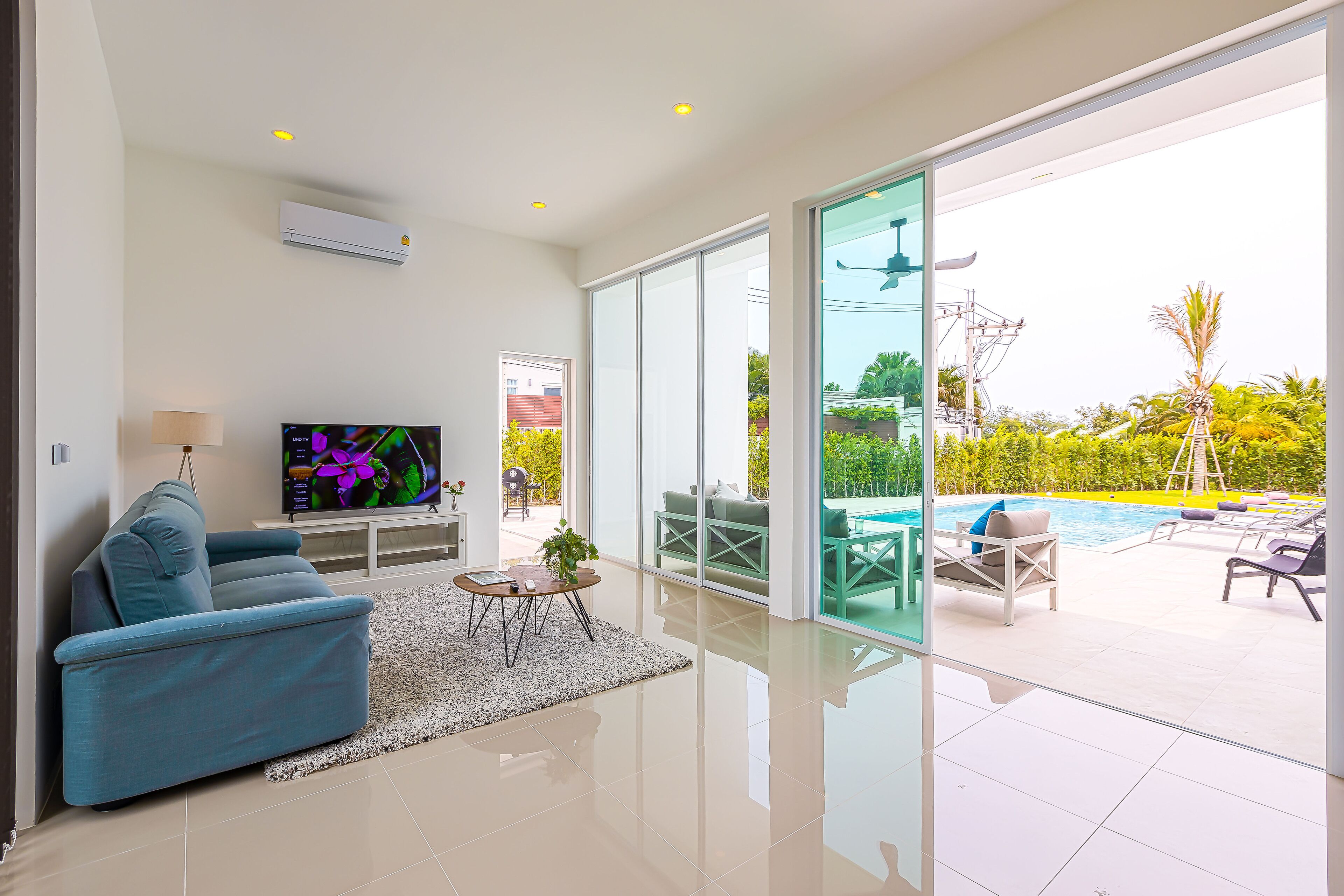 Villa | Área de sala de estar | Televisión de pantalla plana 