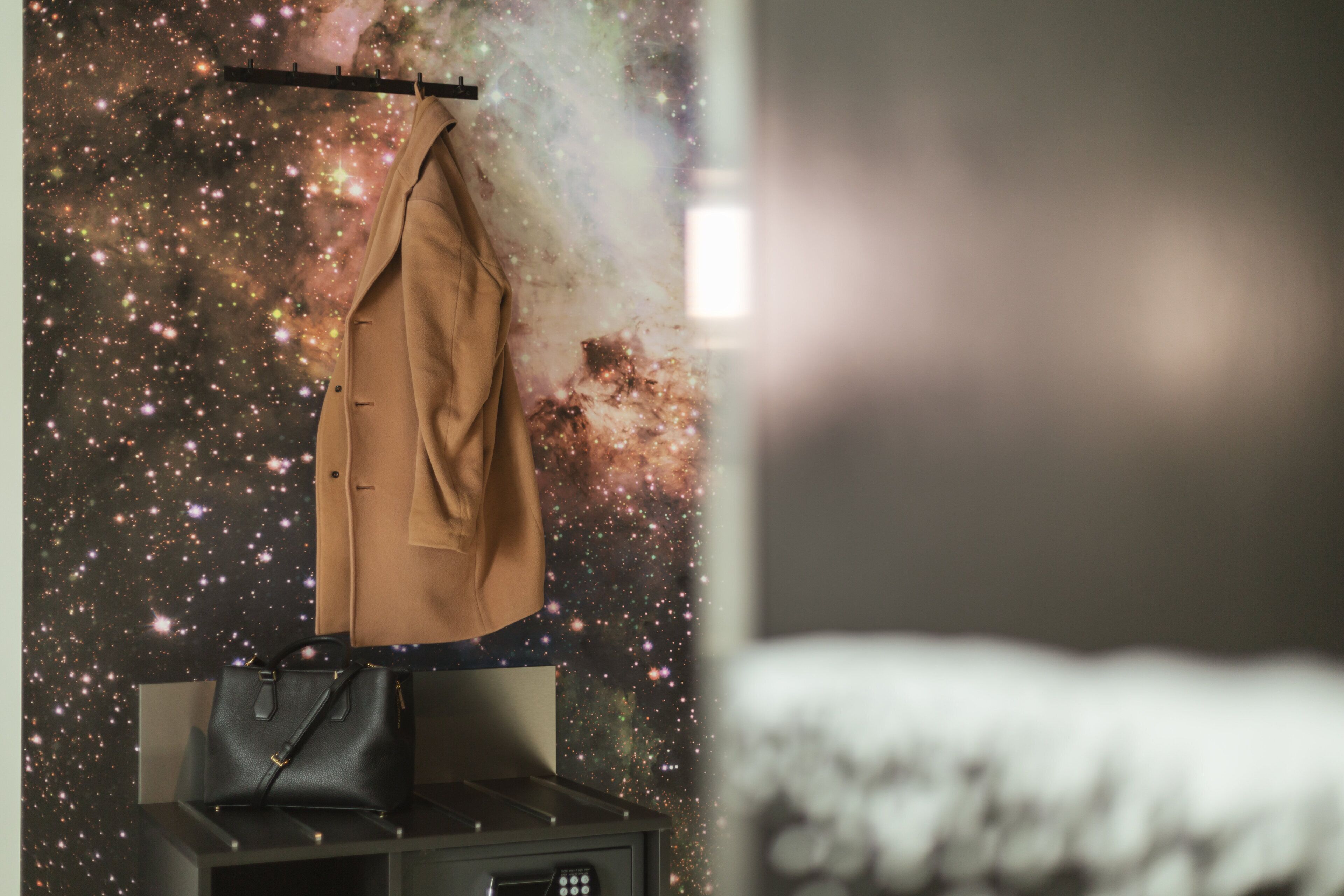 soundproofing, free wifi, bed sheets