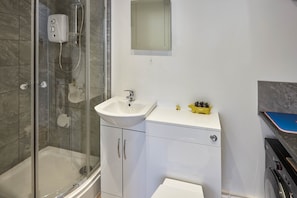 Bathroom - Beatrice Little Duckling (Middlesbrough)