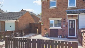 Front of property - Beatrice Little Duckling (Middlesbrough)