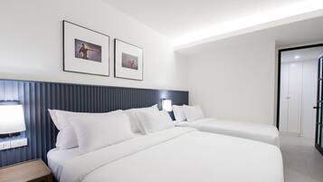 One Bedroom Suite Pool Facing