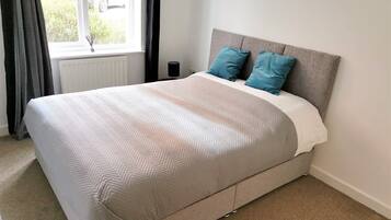 Executive Apartment | 2 bedrooms, free WiFi