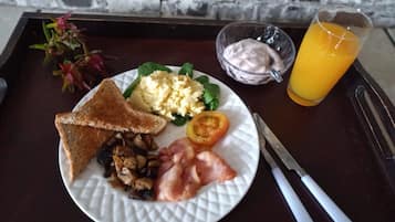 Breakfast meal