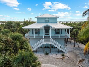 Exterior - Hidden Gem, peaceful and private tropical vacation home with a water overlook (Cape Haze)