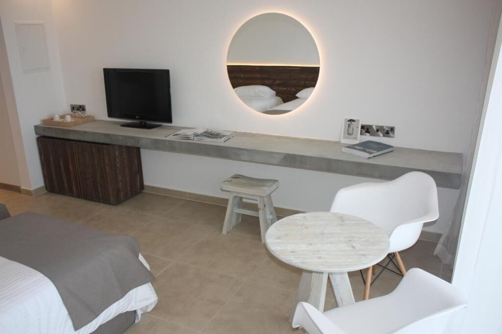 1 bedroom, in-room safe, iron/ironing board, free wifi