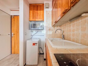 Fridge, microwave, oven, dishwasher - #AH3 | The Snow White ❄ (Huez)