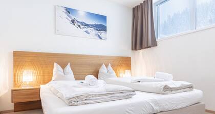 Superior apartment & summer pool