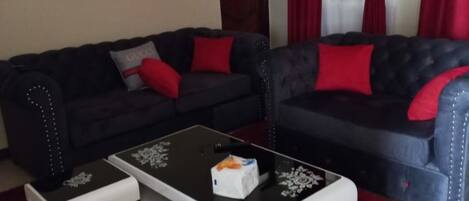 Smart-TV og stereoanlegg