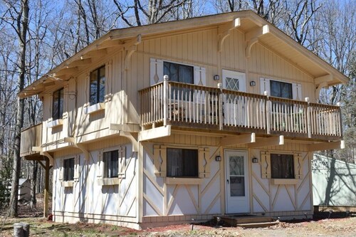 Beautiful Well Maintained Summer/Winter Rental