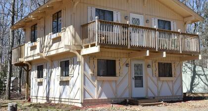 Beautiful Well Maintained Summer/Winter Rental