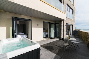 2 bedrooms, WiFi
