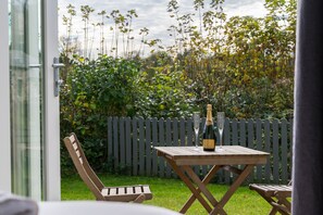 House - The Dairy - Luxury Cottage Hot Tub and Summer House Countryside Views Pet Friendly (Narberth)