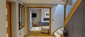 Priory Cottage - Luxury Cottage Near to Beach