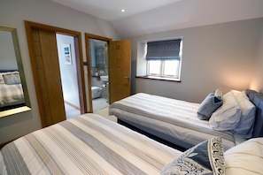 House | 2 bedrooms, WiFi