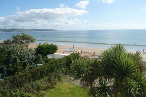 Exterior - Sea Urchins Apartment - Sea Front Apartment With Views Pet Friendly (Saundersfoot)