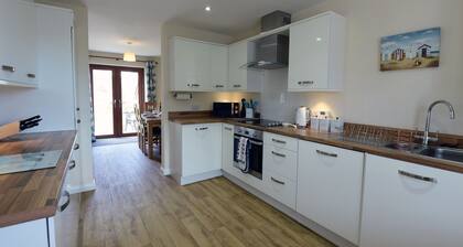 Coppins Park - Dog Friendly Peaceful Location