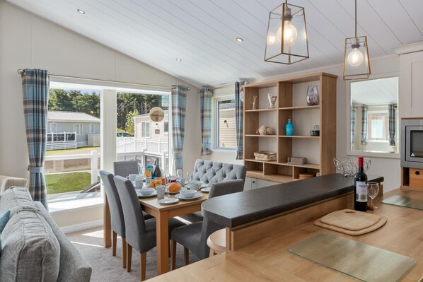 3 عدّة غرف نوم