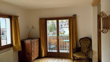 4 chambres, lit parapluie, Wi-Fi gratuit, draps fournis