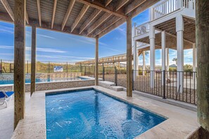 Outdoor pool, a heated pool