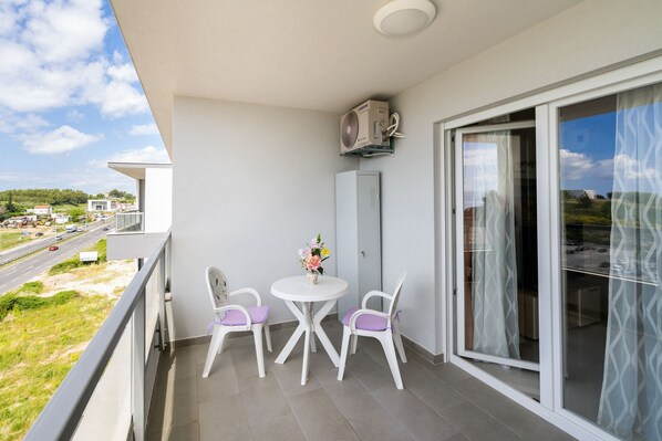 Apartment | Balcony