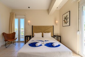 7 bedrooms, iron/ironing board, free WiFi, bed sheets - Kipo paradiso villa, pool,spa,massage,yoga,gym (Kyrianna)