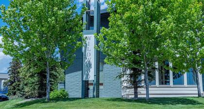 Wildwood Studio 52 - Ideal Home Away From Home for Singles