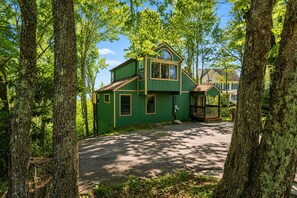 Exterior - Eagle's Nest: Perched Above the Smokies (Gatlinburg)