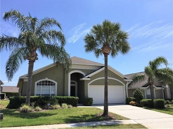 Villa, 4 Bedrooms | Exterior