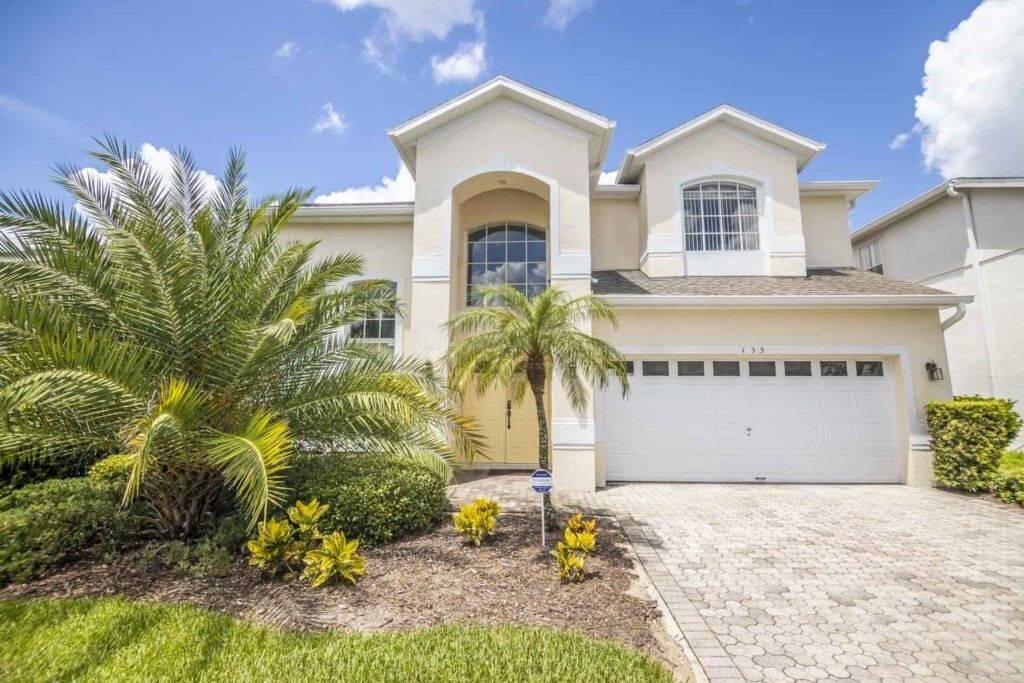 House, 5 Bedrooms | Exterior