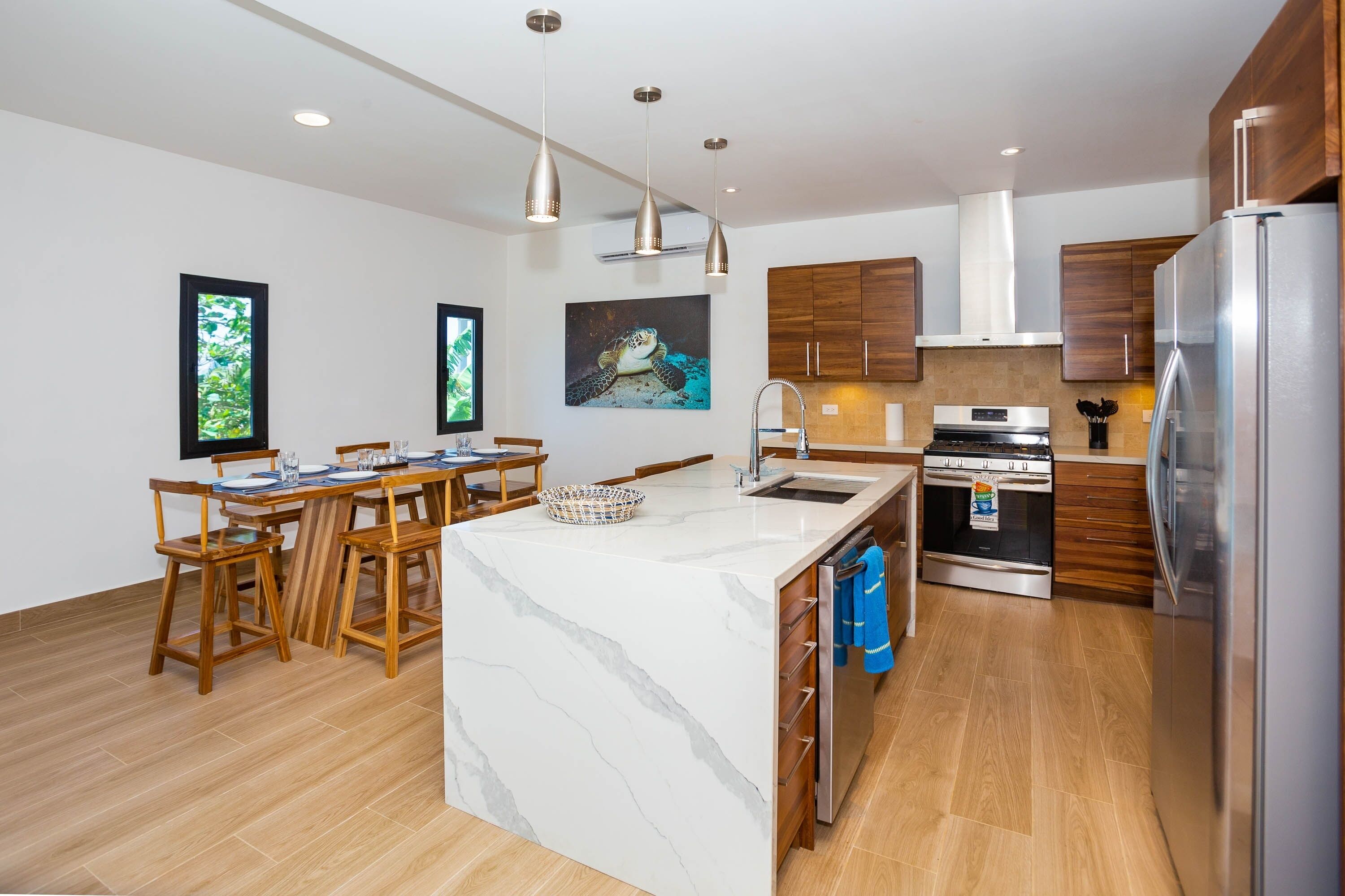 House, 3 Bedrooms | Private kitchen | Fridge, coffee/tea maker, toaster, blender