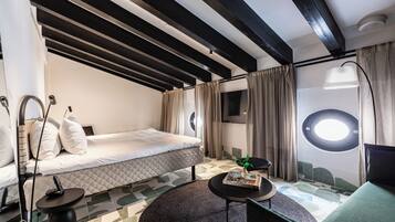 Habitación superior (Attic) | Sábanas de algodón egipcio y ropa de cama de alta calidad