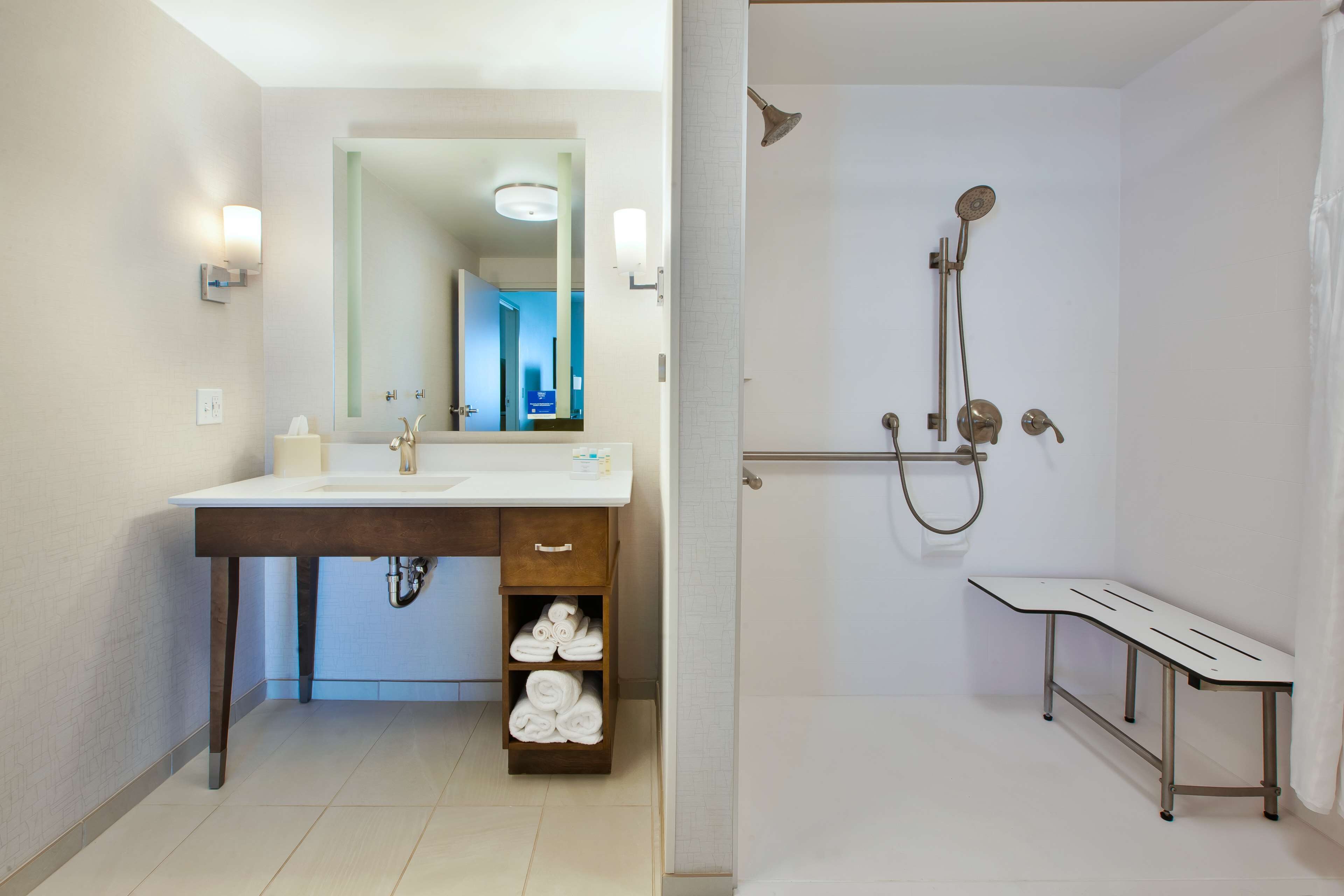 suite, 2 queen beds, accessible (mobility & hearing, roll-in shower) | bathroom shower