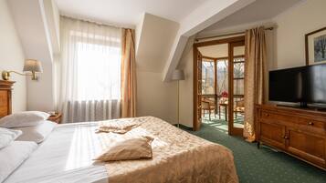 Bureau, espace de travail pour ordinateur portable, Wi-Fi gratuit