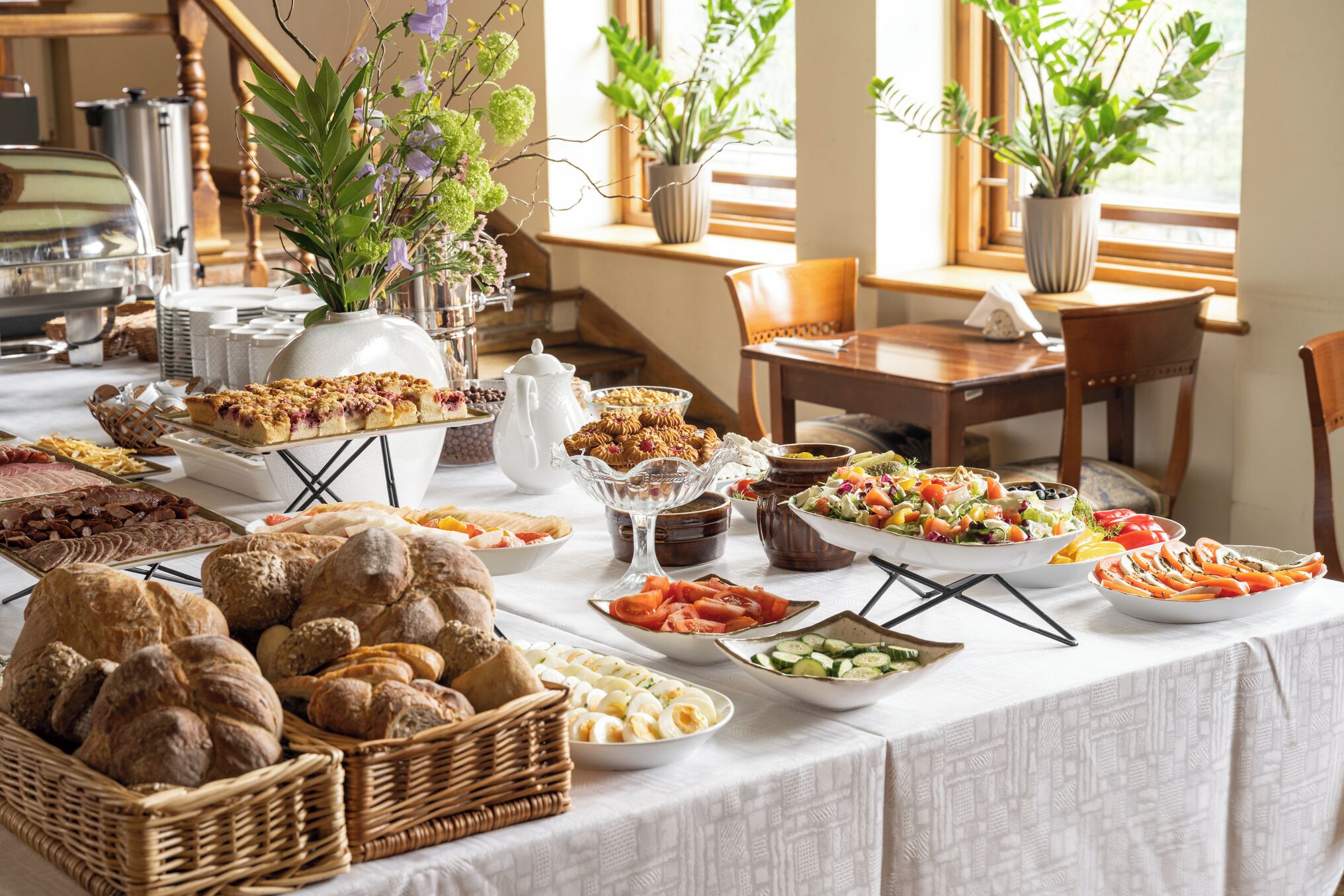Petit déjeuner buffet (65 PLN par personne)