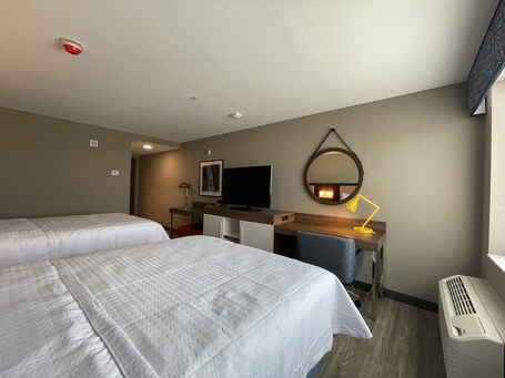 Hampton Inn Indianapolis Downtown IUPUI - Image 42