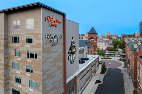 Hampton Inn Indianapolis Downtown IUPUI - Image 20