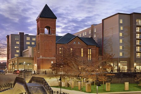 Hampton Inn Indianapolis Downtown IUPUI - Image 30