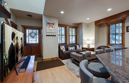 Ridge Street Chalet Home: Historic District Charm