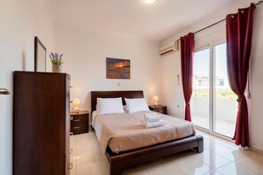 3 sovrum, strykjärn/strykbräda, wi-fi och sängkläder