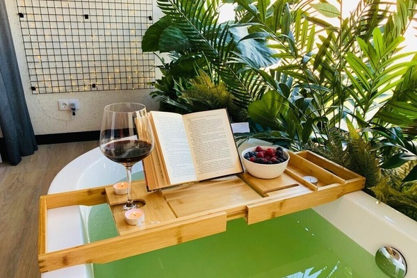 Superior Double Room (Bañera Exenta) | Deep soaking bathtub